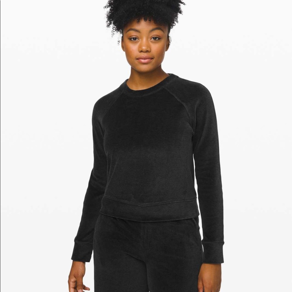 🖤NWT Lululemon Every Moment Crew *Velour*🖤